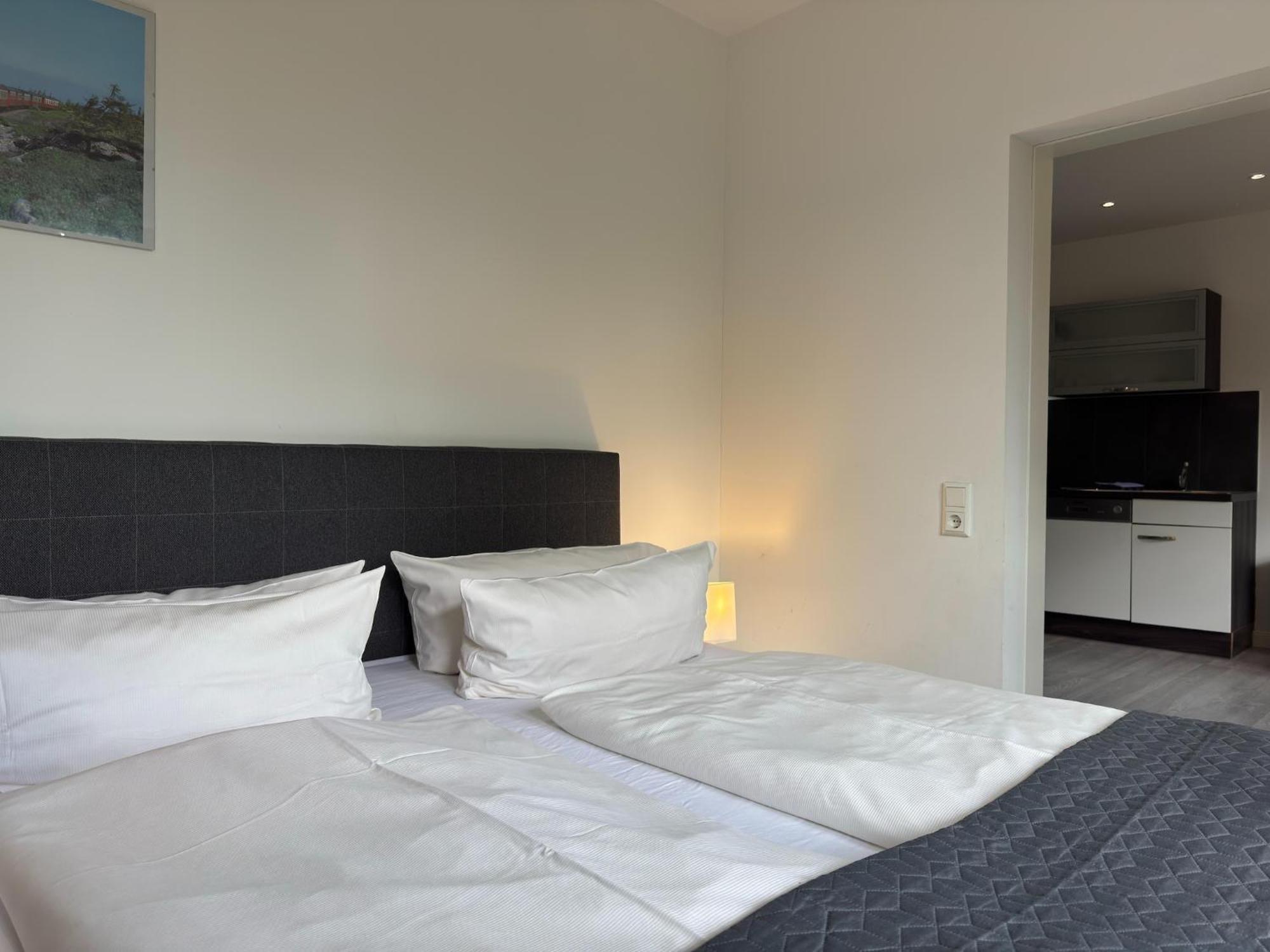 Train Station Apartment In Drei Annen Hohne Buitenkant foto