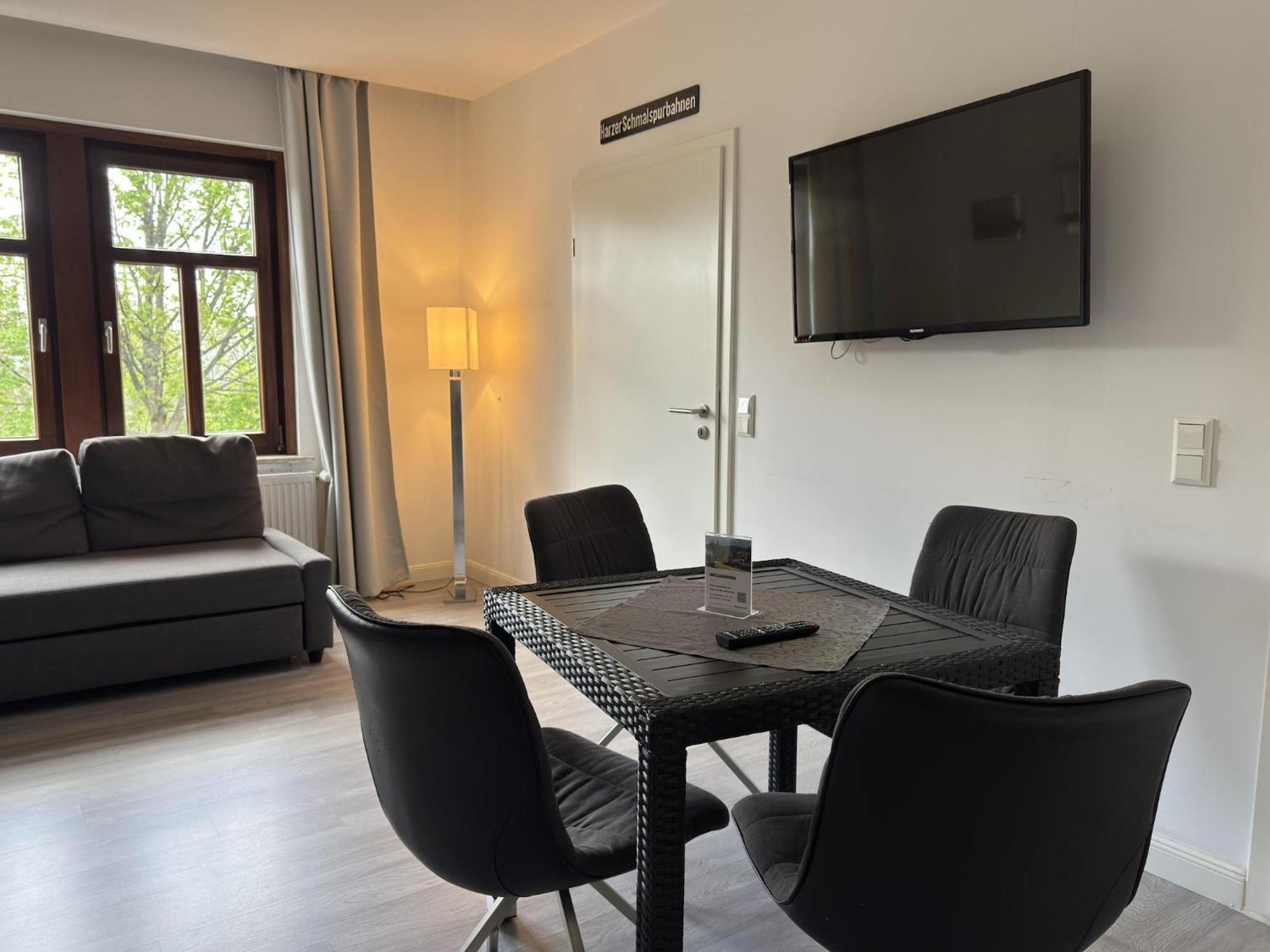 Train Station Apartment In Drei Annen Hohne Buitenkant foto